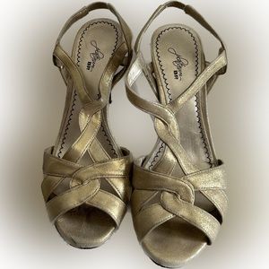 Gold Strappy Art Deco Stilettos - size 6.5